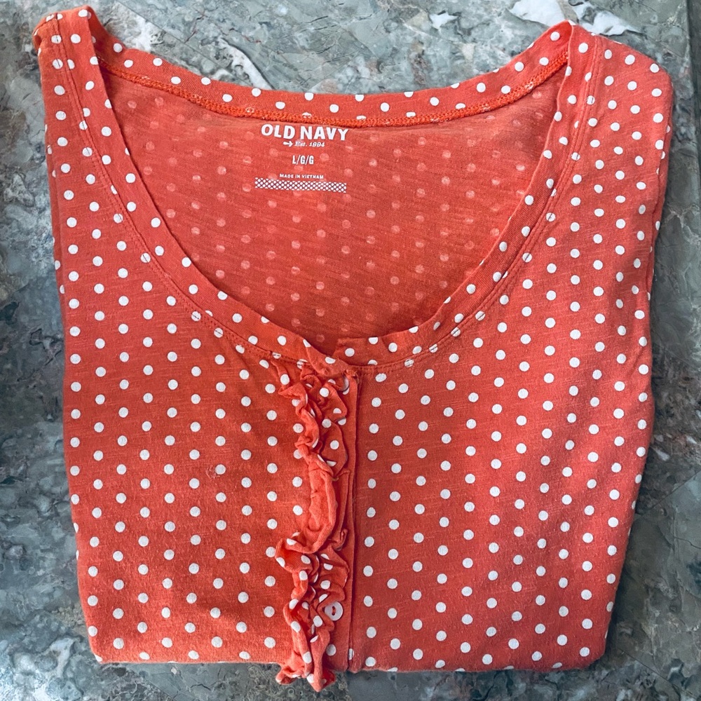 🍑 Women’s Sz. Large Old Navy LS Polka Dot Henley 🍑